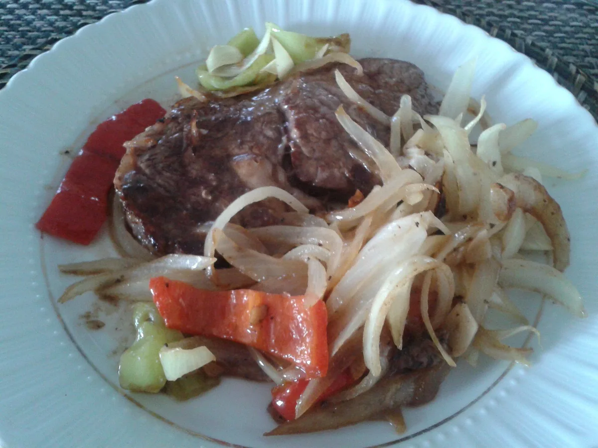 Bife Acebolado